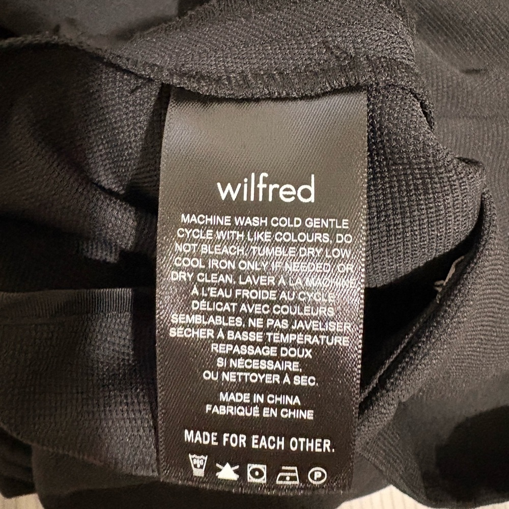 Wilfred Classic Black V-Neck Women’s Romper  Waist Tie - Picture 7 of 9